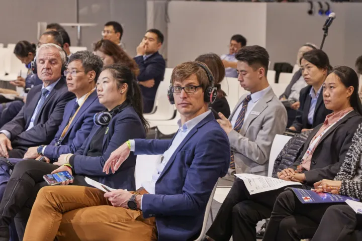 Mixed German-Chinese audience at the Hospital Day 2024
