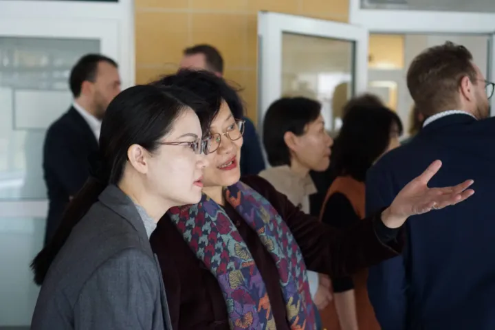 Lively conversations during a break at the 2024 TCM Conference